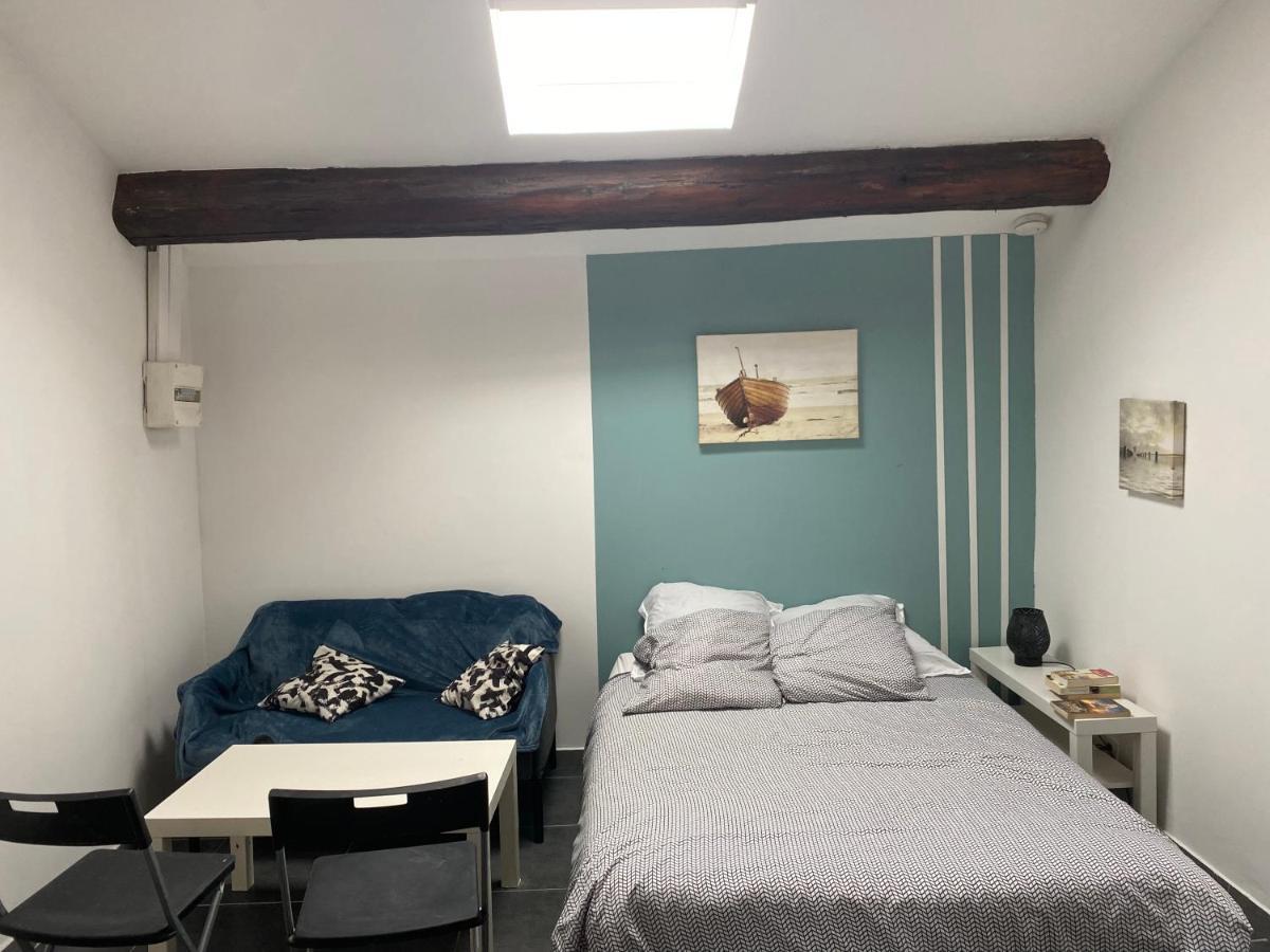 Studio Cosy 5 Mn De La Gare 10 Mn Des Plages Сет Екстериор снимка