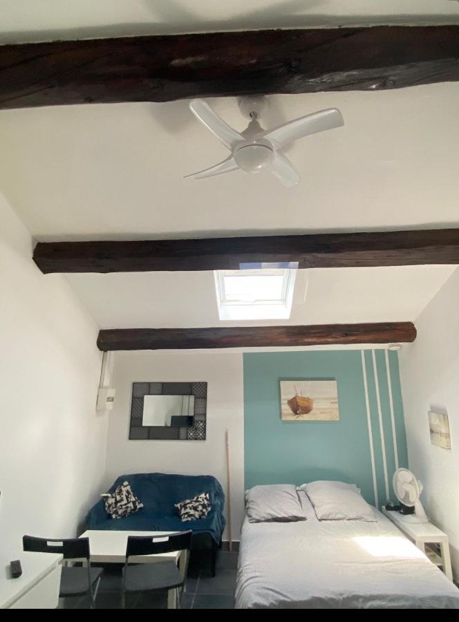 Studio Cosy 5 Mn De La Gare 10 Mn Des Plages Сет Екстериор снимка